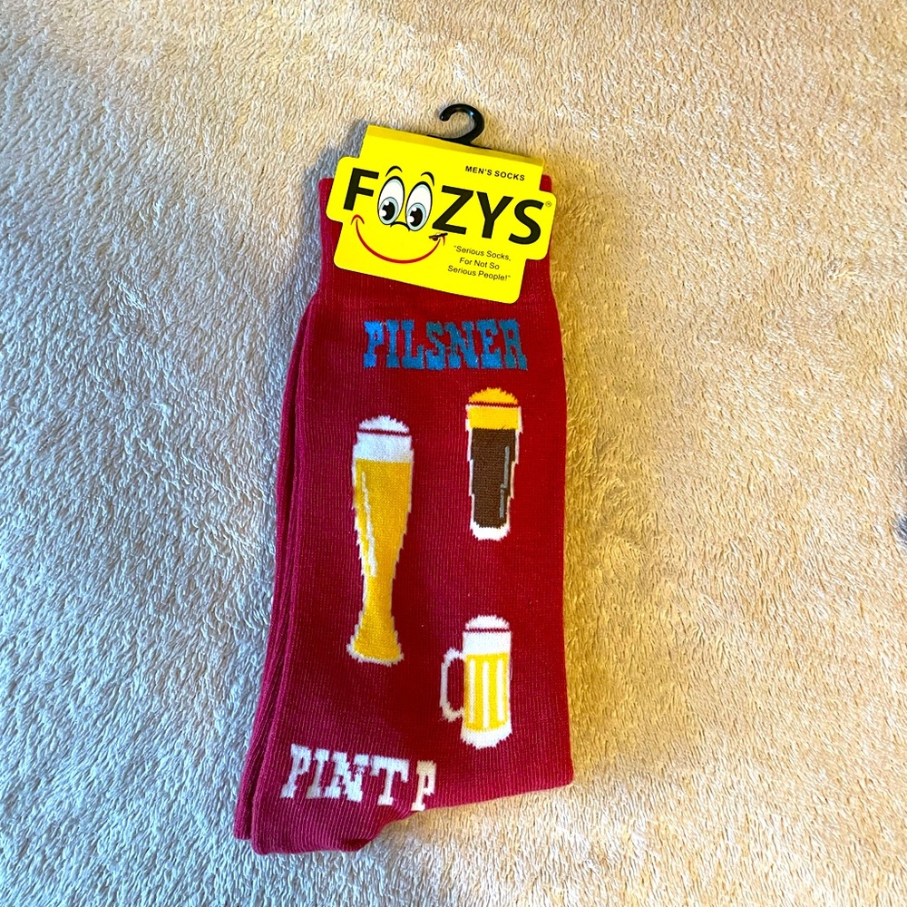 Foozy’s Mens’s Collection.  Red Pilsner (Beer Socks).